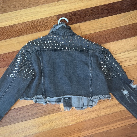 Revolve Jacket - Picture 3 of 3